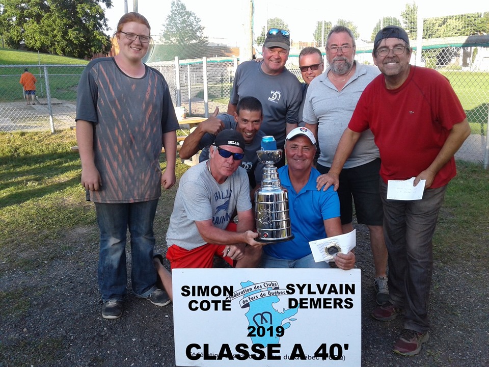 Classe A 40' champions: Simon Côté & Sylvain Demers