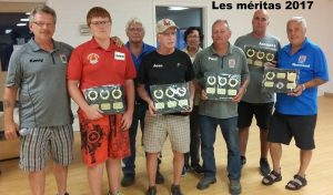 Plaques reçues pour 3 Méritas